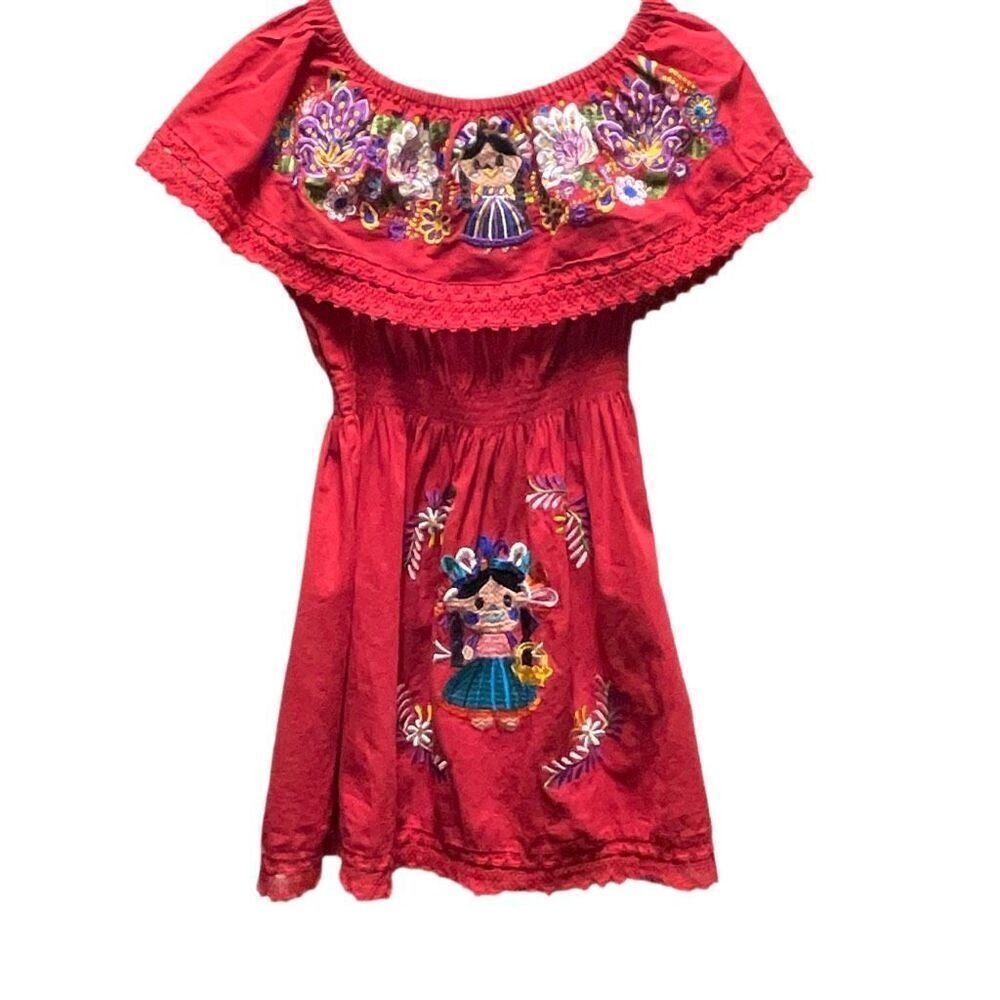 Mexican embroidered dress Campesino/ peasant dress off shoulders size XS